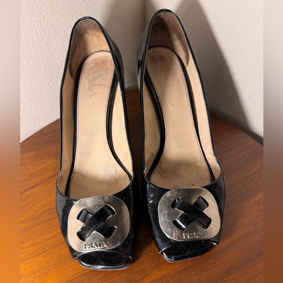 Prada Black Patent Leather Peep Toe Block Heel Pumps Size 40.5 - Picture 6 of 15
